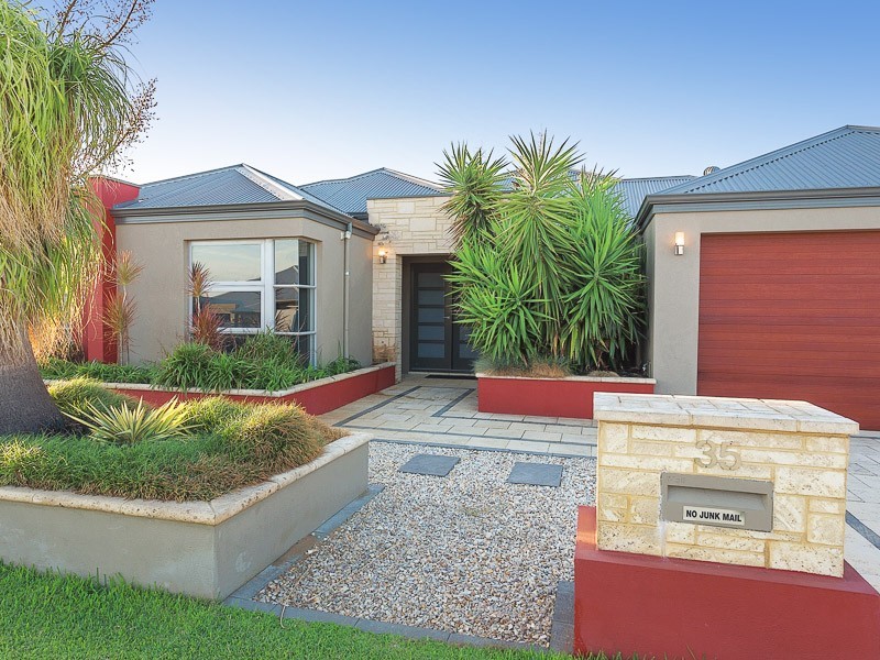 35 Caterpillar Road, Success WA 6164