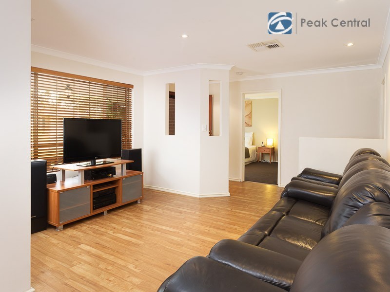 58 Folland Parade, Atwell WA 6164