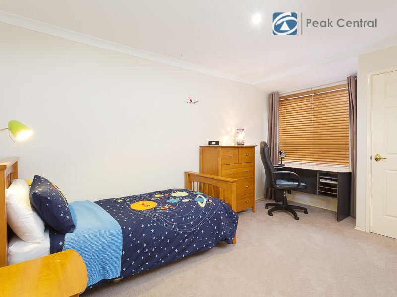 58 Folland Parade, Atwell WA 6164