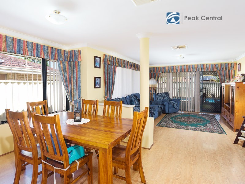 4 Ranson Lane, Atwell WA 6164