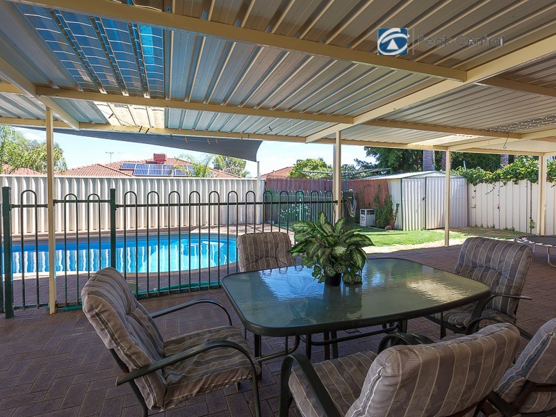 4 Ranson Lane, Atwell WA 6164