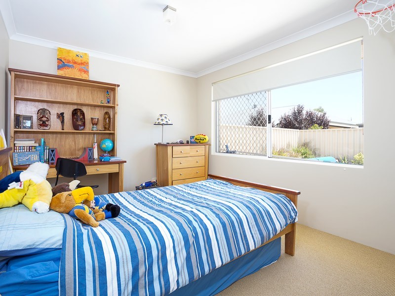 290 Tapper Road, Atwell WA 6164