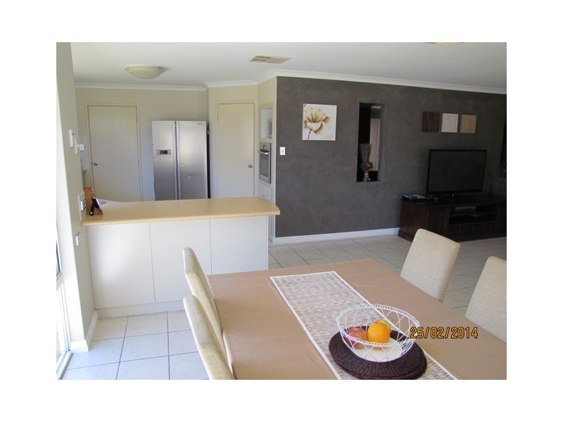 290 Tapper Road, Atwell WA 6164