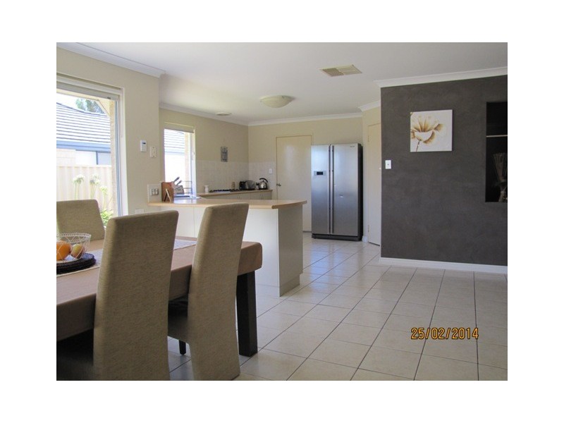 290 Tapper Road, Atwell WA 6164