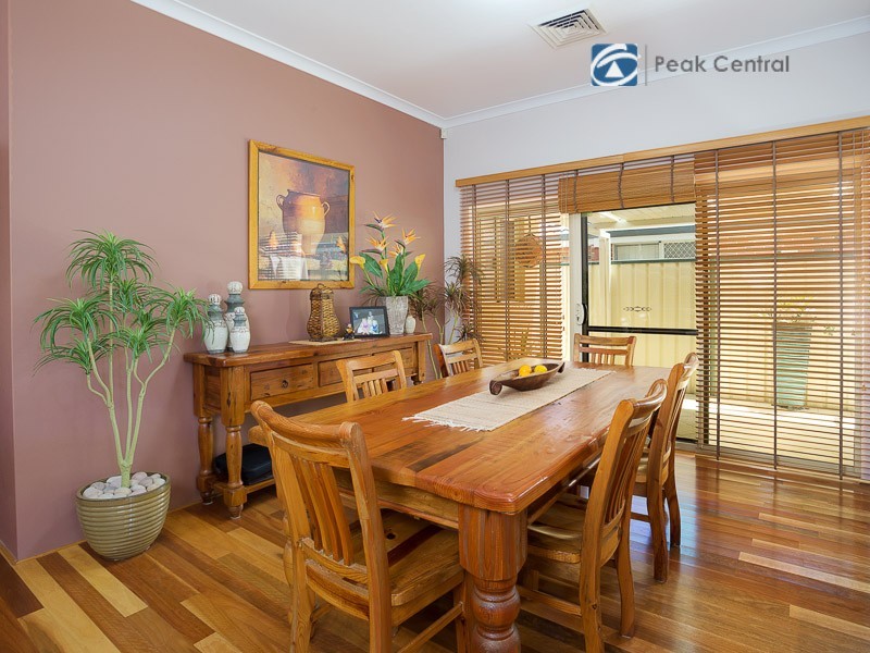 7 Kew Way, Success WA 6164