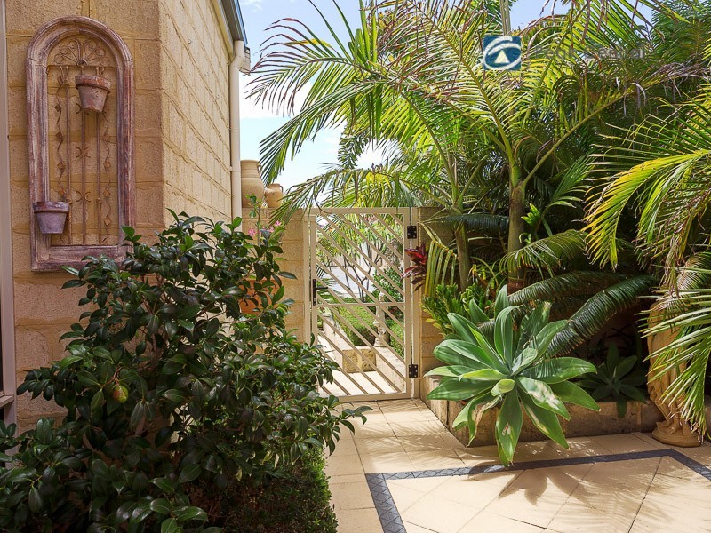 7 Kew Way, Success WA 6164