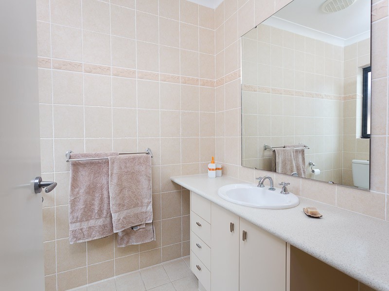 9 Galveston Bend, Success WA 6164