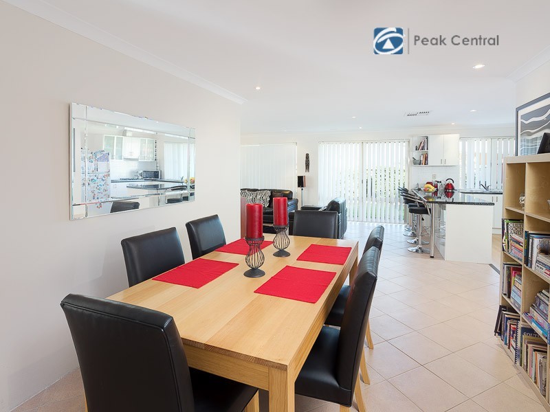 31 Mahogany Loop, Atwell WA 6164