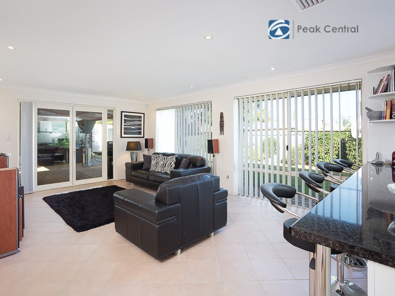 31 Mahogany Loop, Atwell WA 6164