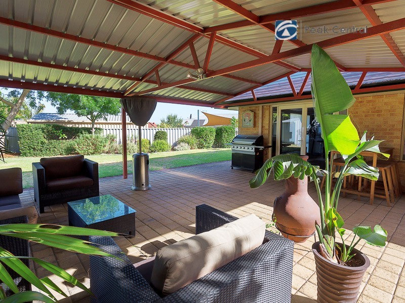 31 Mahogany Loop, Atwell WA 6164