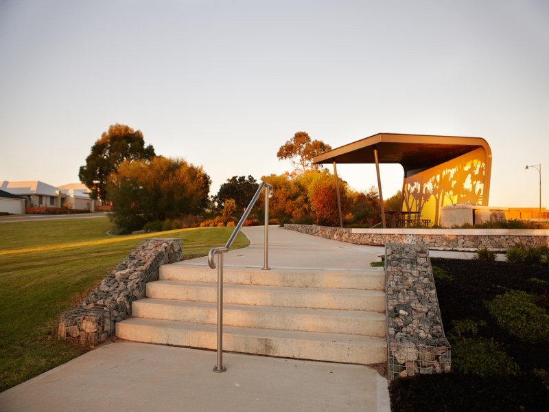 18 Mirima Way, Wandi WA 6167