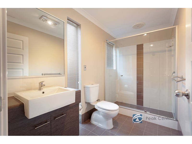 38 Lomond Crescent, Wandi WA 6167