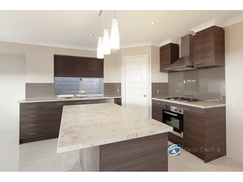 38 Lomond Crescent, Wandi WA 6167