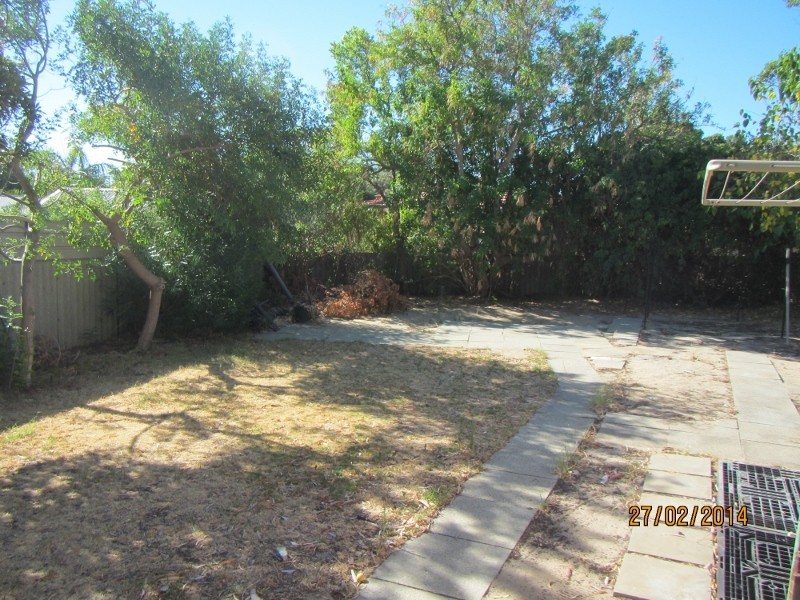 14 Winchester Road, Armadale WA 6112