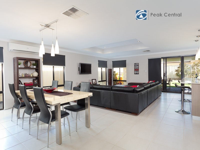 51 Daviesia Turn, Success WA 6164