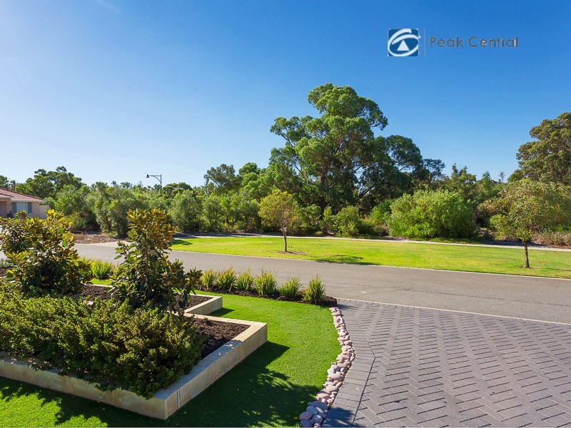 51 Daviesia Turn, Success WA 6164