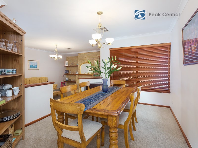 13 Gairdner Drive, Kardinya WA 6163