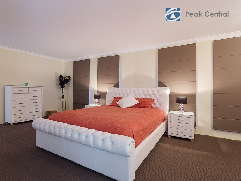 8 Balboa Loop, Aubin Grove WA 6164