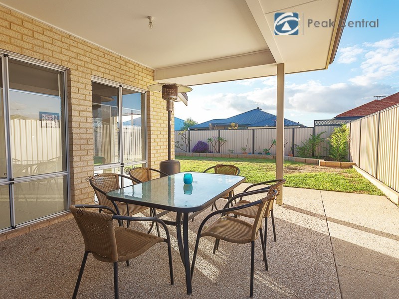 8 Balboa Loop, Aubin Grove WA 6164