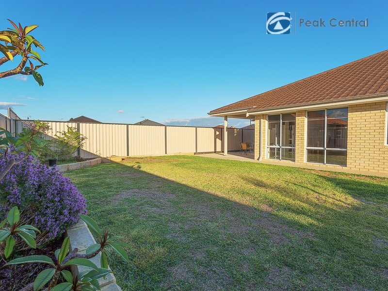 8 Balboa Loop, Aubin Grove WA 6164