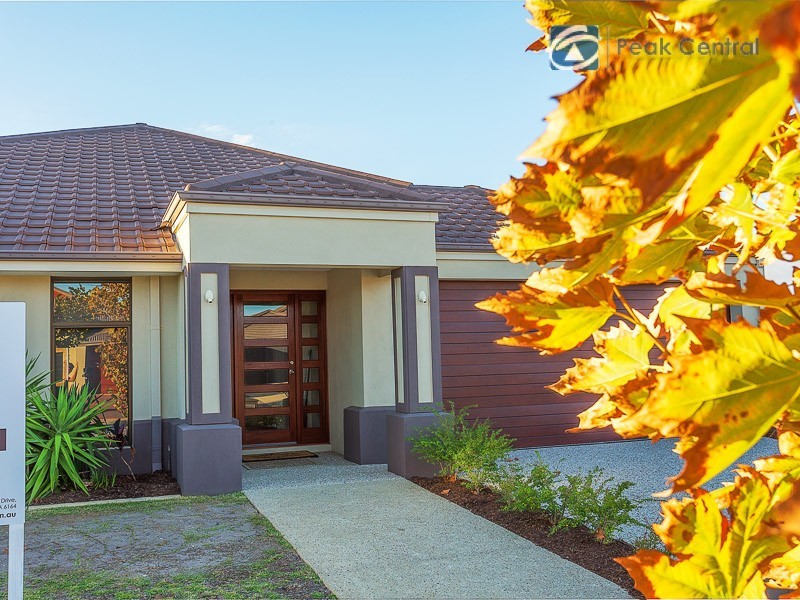 8 Balboa Loop, Aubin Grove WA 6164