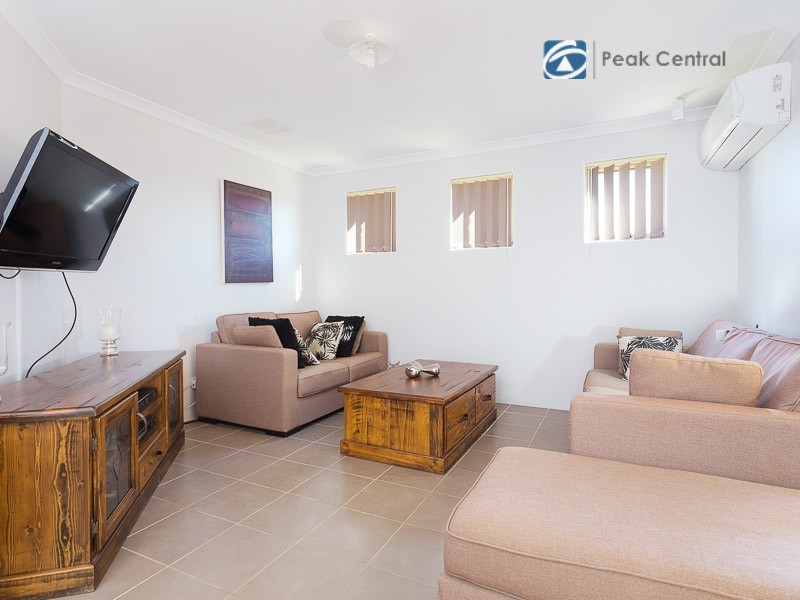 30 Peppermint Gardens, Aubin Grove WA 6164
