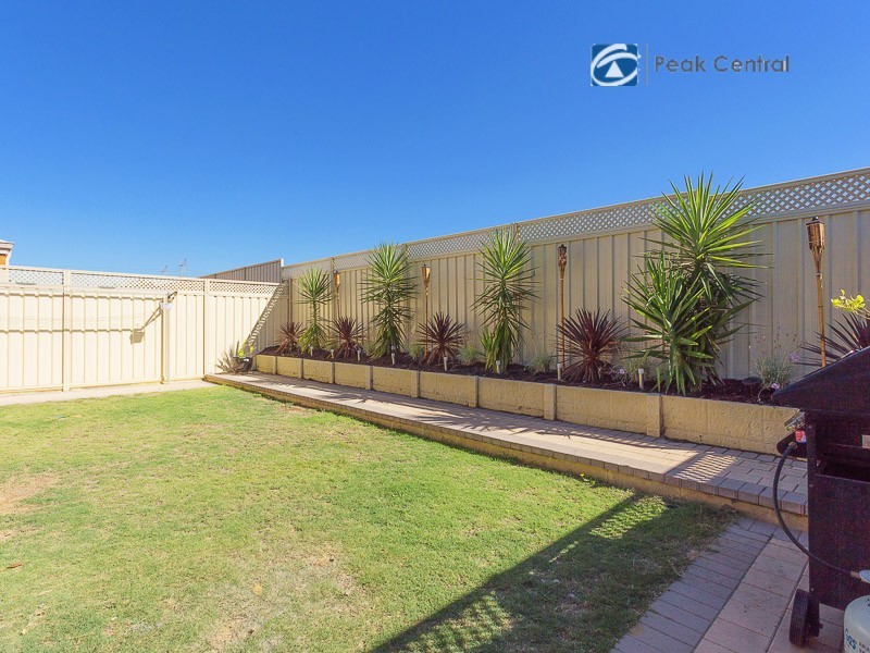 30 Peppermint Gardens, Aubin Grove WA 6164