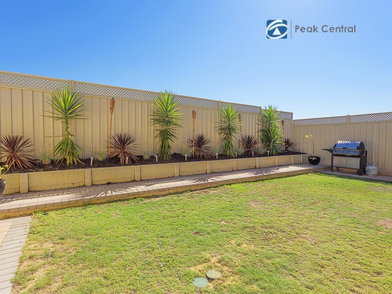 30 Peppermint Gardens, Aubin Grove WA 6164