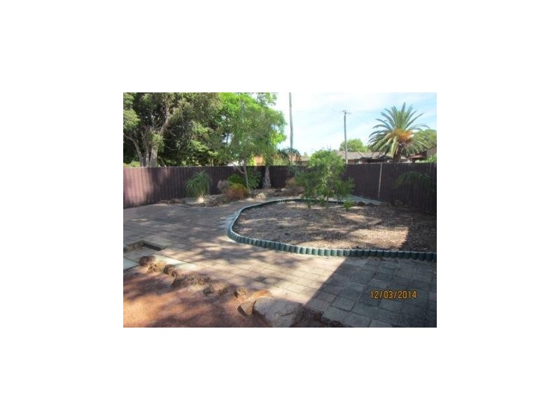 13 Miranda Way, Gosnells WA 6110