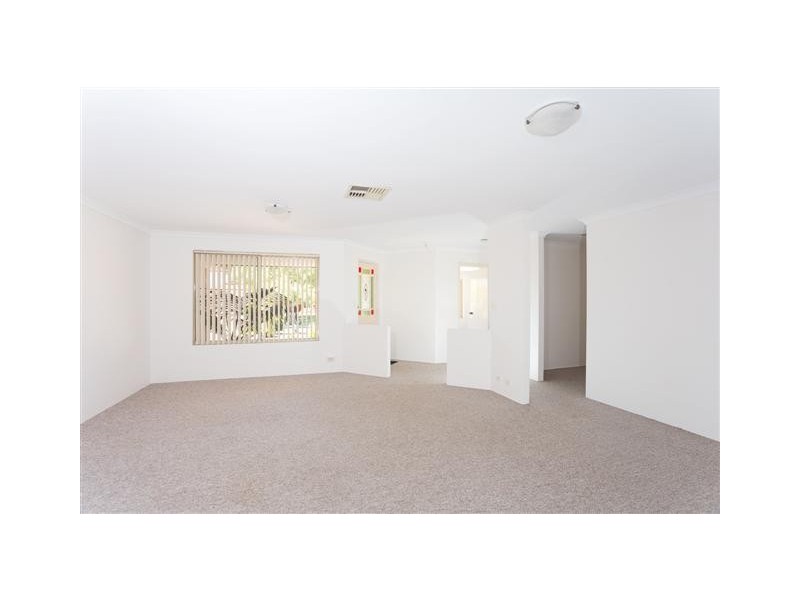 8 Oxburgh Link, Success WA 6164