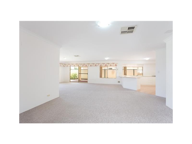 8 Oxburgh Link, Success WA 6164