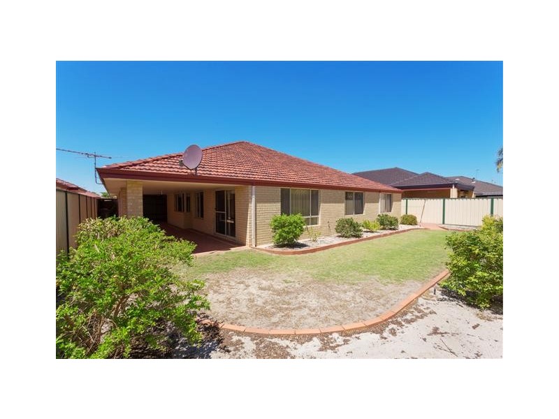 8 Oxburgh Link, Success WA 6164