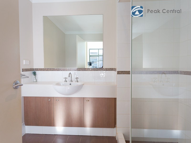 U21/6 Ibera Way, Success WA 6164