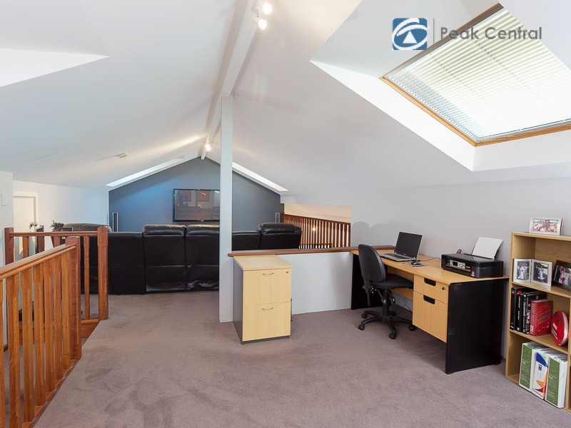 103 Baningan Ave, Success WA 6164