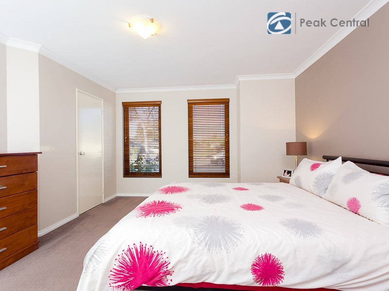 103 Baningan Ave, Success WA 6164