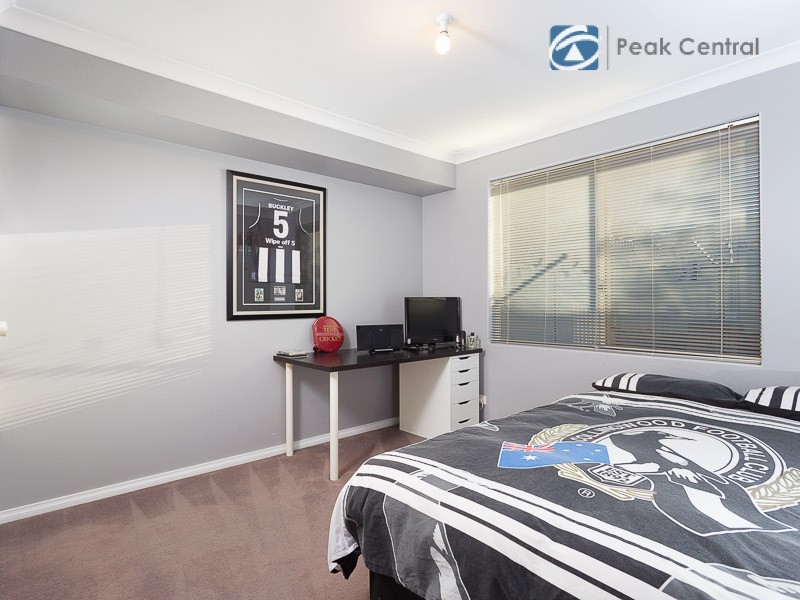 103 Baningan Ave, Success WA 6164