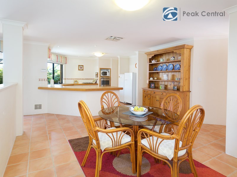 23 Ellesmere Circuit, Success WA 6164