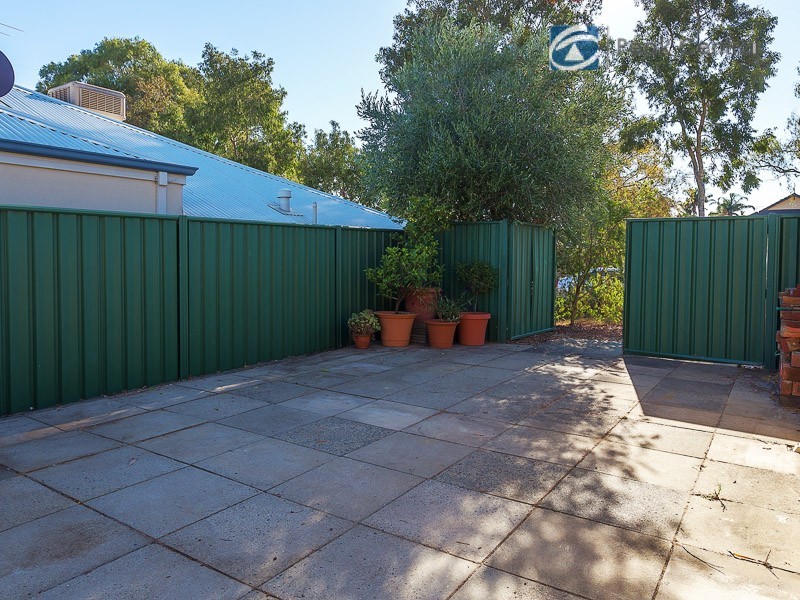 23 Ellesmere Circuit, Success WA 6164