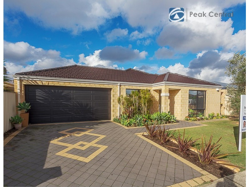 34 Plumwood Avenue, Hammond Park WA 6164