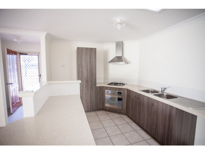 1/114 Safety Bay Road, Shoalwater WA 6169