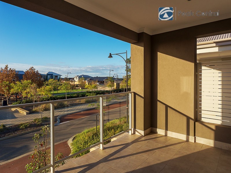 74 Congenial Loop, Atwell WA 6164