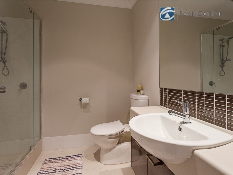 74 Congenial Loop, Atwell WA 6164