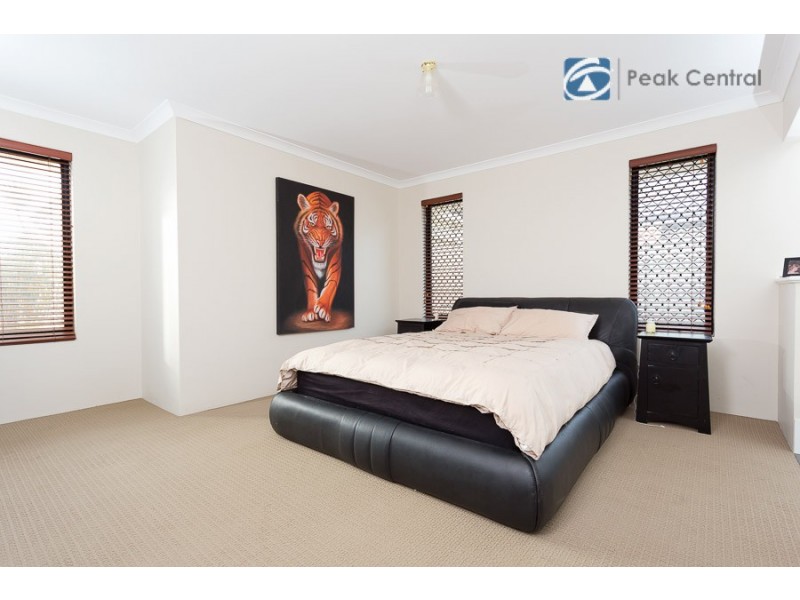 2 Bendee Drive, Atwell WA 6164