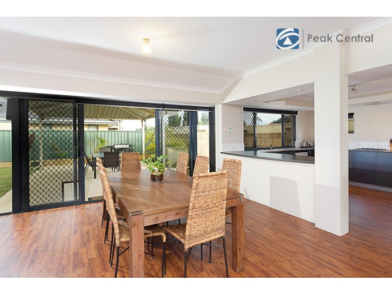 2 Bendee Drive, Atwell WA 6164