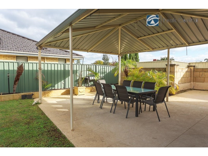 2 Bendee Drive, Atwell WA 6164