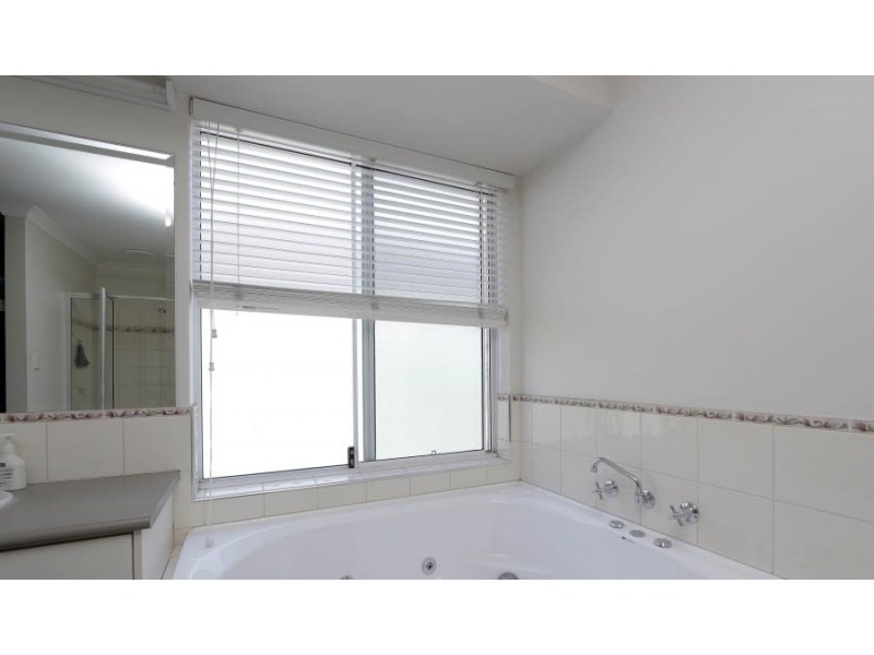 224 Tapper Road, Atwell WA 6164