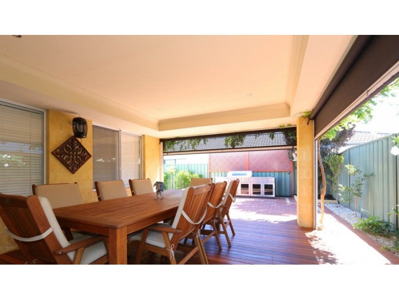 224 Tapper Road, Atwell WA 6164