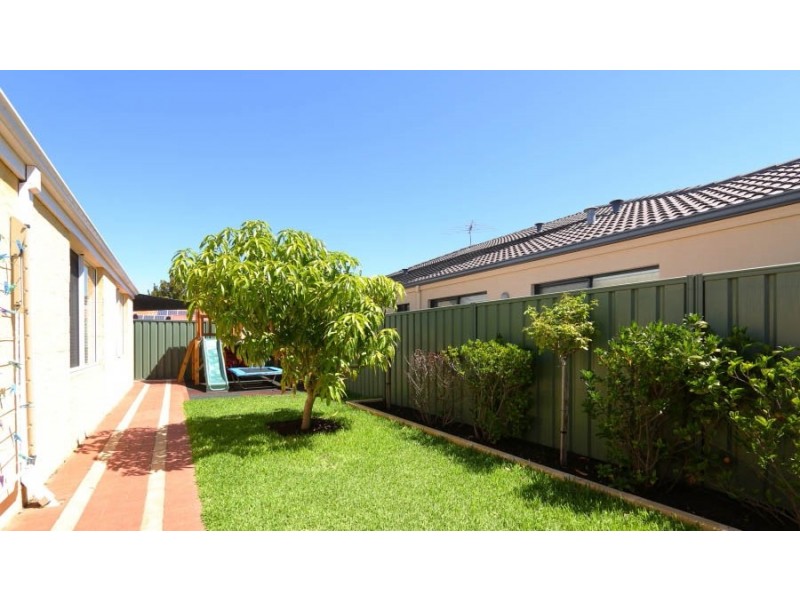 224 Tapper Road, Atwell WA 6164