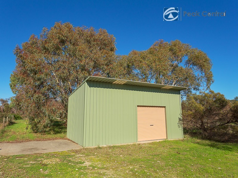 25 Casella Place, Wandi WA 6167