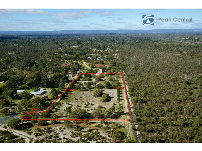 25 Casella Place, Wandi WA 6167